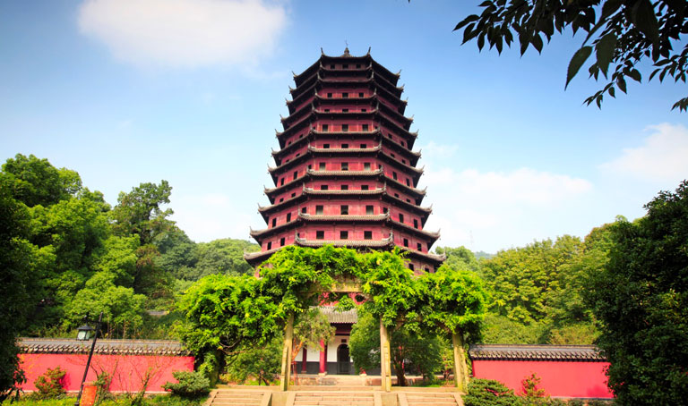 Liuhe Pagoda (Six Harmonies Pagoda)